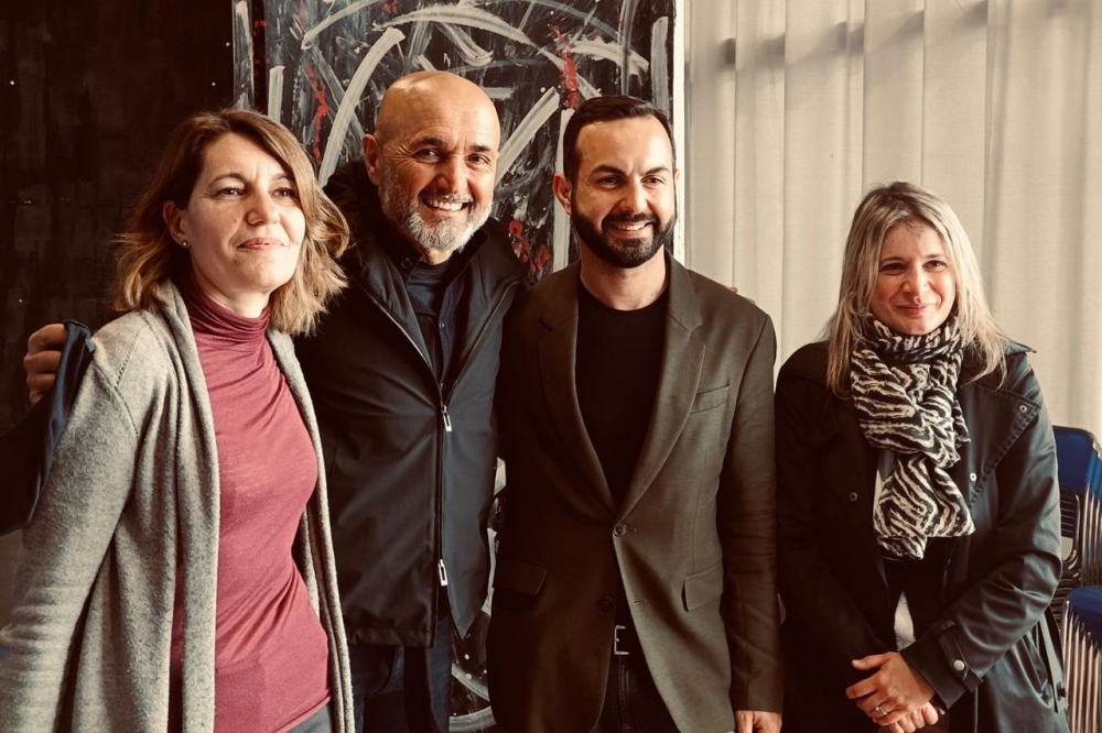 Spalletti dona sei computer alla Scuola Secondaria di Primo Grado Giovanni Boccaccio di Certaldo
